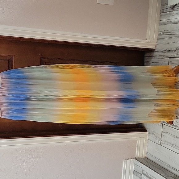 Steve Madden Maxi Dress - Picture 3 of 8